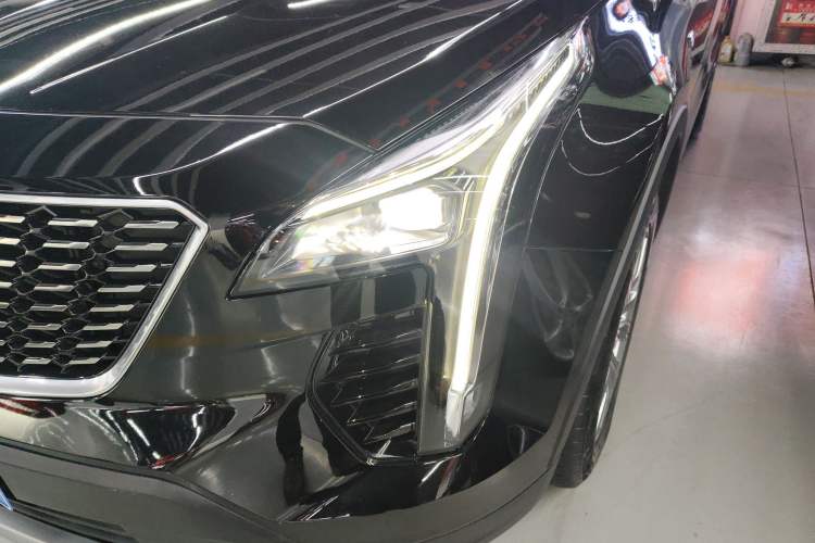 Used Cadillac XT4 2023 28T Two-Wheel-Drive Luxury Version Left Front Headlight