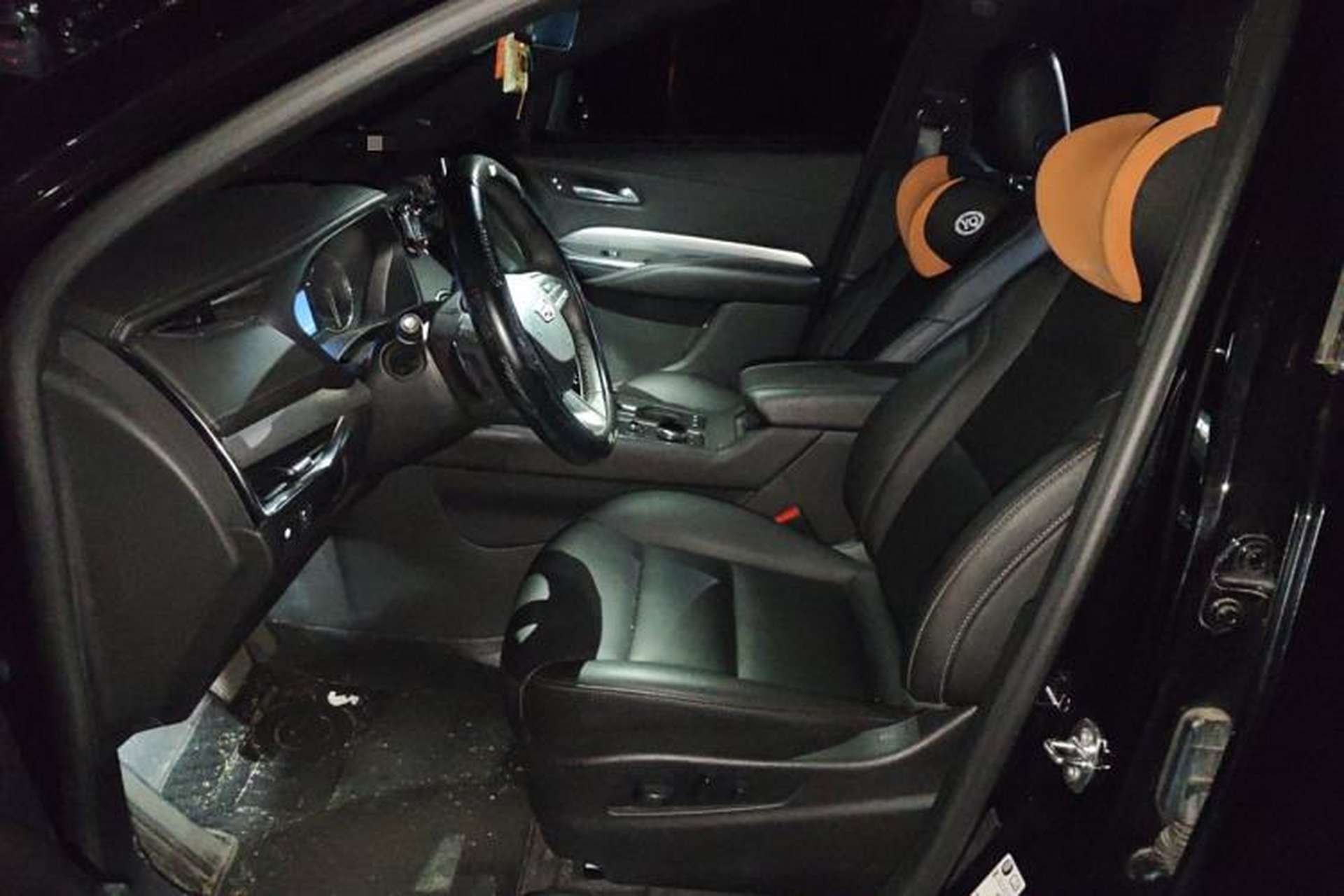 Used Cadillac XT4 2023 28T Two-Wheel-Drive Luxury Version Left Front Seat