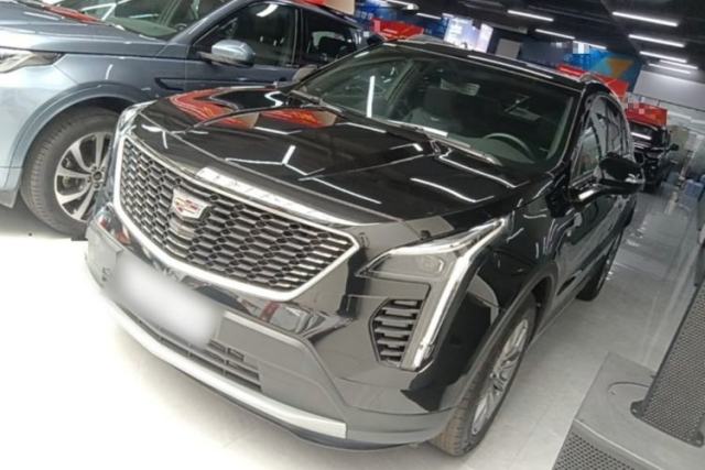 Used Cadillac XT4 2023 28T Two-Wheel-Drive Luxury Version