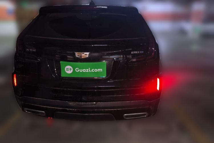 Used Cadillac XT4 2023 28T Two-Wheel-Drive Luxury Version Rear