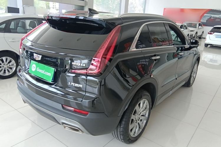 Used Cadillac XT4 2023 28T Two-Wheel-Drive Luxury Version Rear Right 45 Deg