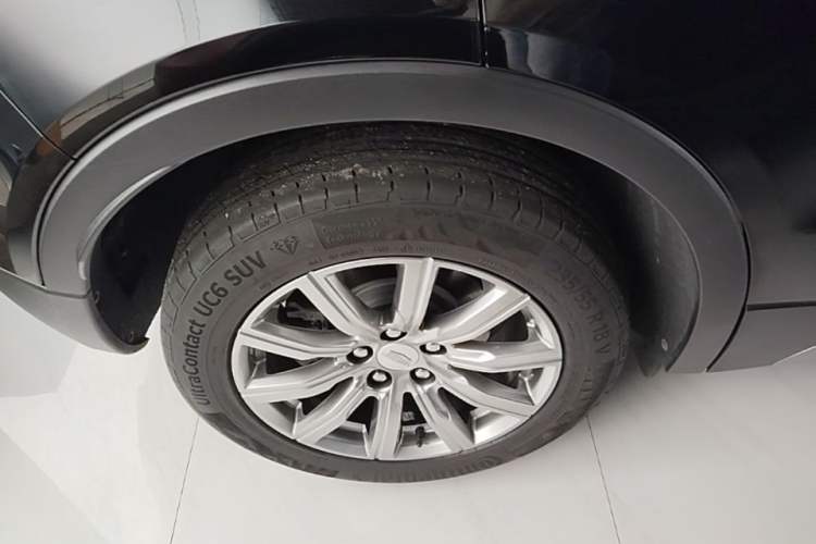 Used Cadillac XT4 2023 28T Two-Wheel-Drive Luxury Version Right Rear Wheel Hub