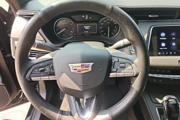 Used Cadillac XT4 2023 28T Two-Wheel Drive Prestige Version Steering Wheel