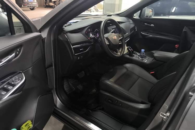 Used Cadillac XT4 2023 28T Two-Wheel Drive Fashion Edition Driver Seat