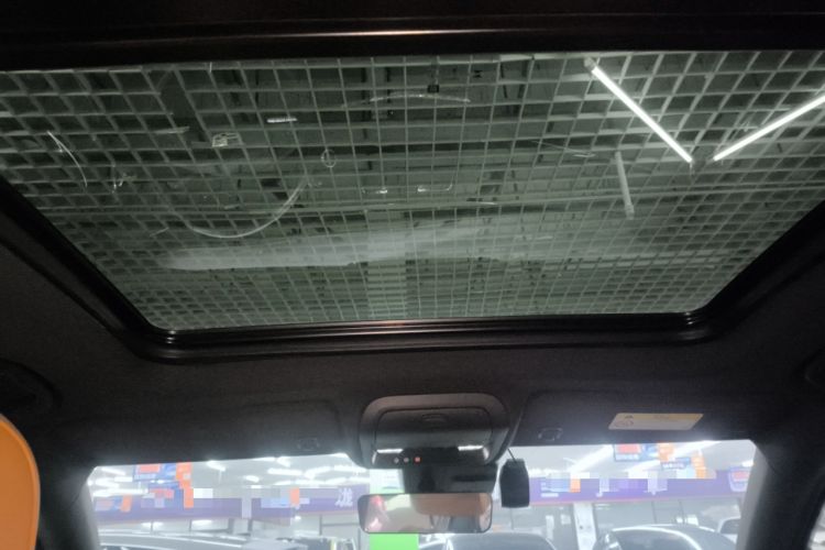 Used Cadillac XT4 2023 28T Two-Wheel Drive Prestige Version Headliner