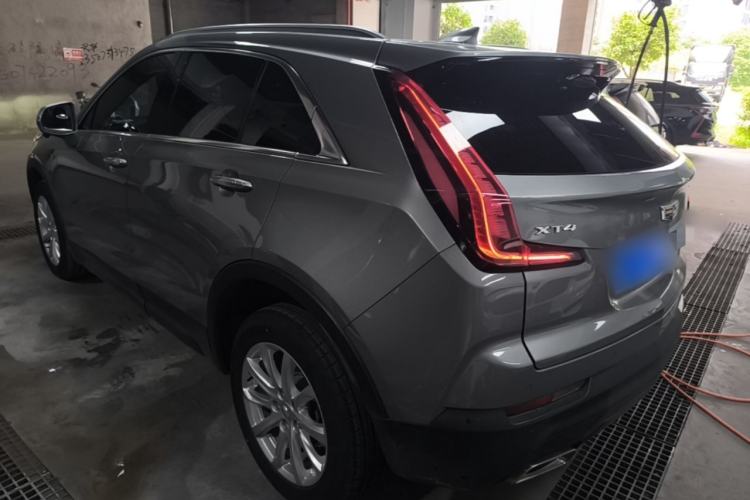 Used Cadillac XT4 2023 28T Two-Wheel Drive Fashion Edition Rear Left 45 Deg