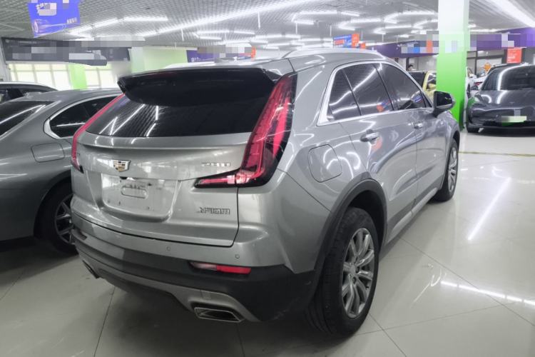 Used Cadillac XT4 2023 28T Two-Wheel Drive Prestige Version Rear Right 45 Deg