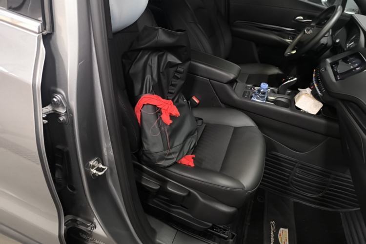 Used Cadillac XT4 2023 28T Two-Wheel Drive Fashion Edition Right Front Seat
