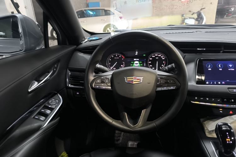 Used Cadillac XT4 2023 28T Two-Wheel Drive Fashion Edition Steering Wheel