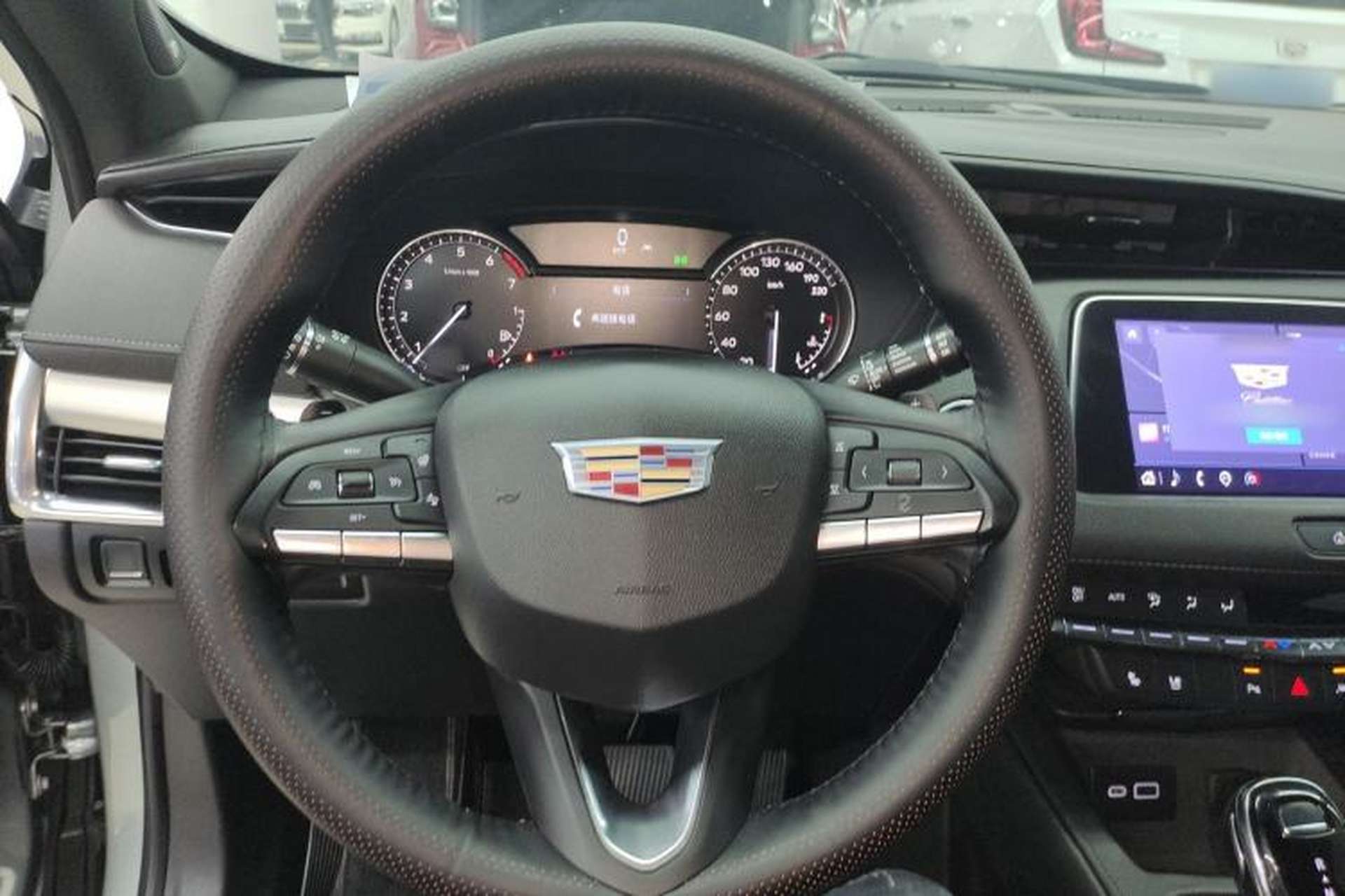 Used Cadillac XT4 2023 28T Two-Wheel Drive Prestige Version Steering Wheel