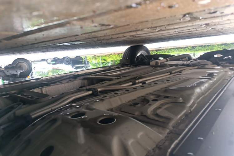 Used Cadillac XT4 2023 28T Two-Wheel Drive Fashion Edition Chassis Front Right