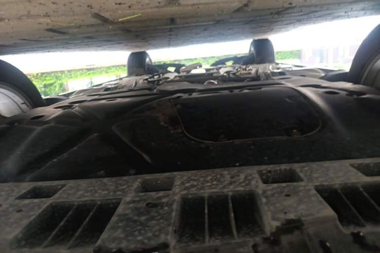 Used Cadillac XT4 2023 28T Two-Wheel Drive Fashion Edition Chassis Front