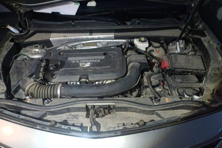 Used Cadillac XT4 2023 28T Two-Wheel Drive Fashion Edition Engine Bay