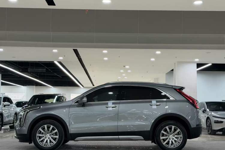 Used Cadillac XT4 2023 28T Two-Wheel Drive Prestige Version Exterior 2