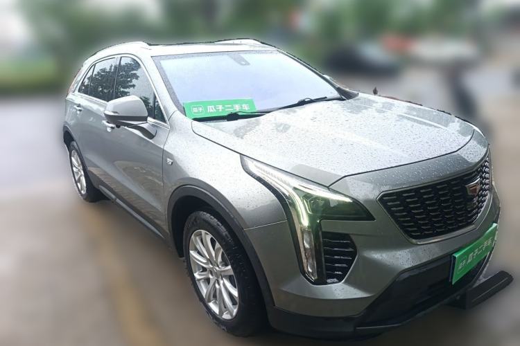 Used Cadillac XT4 2023 28T Two-Wheel Drive Fashion Edition Front Right 45 Deg