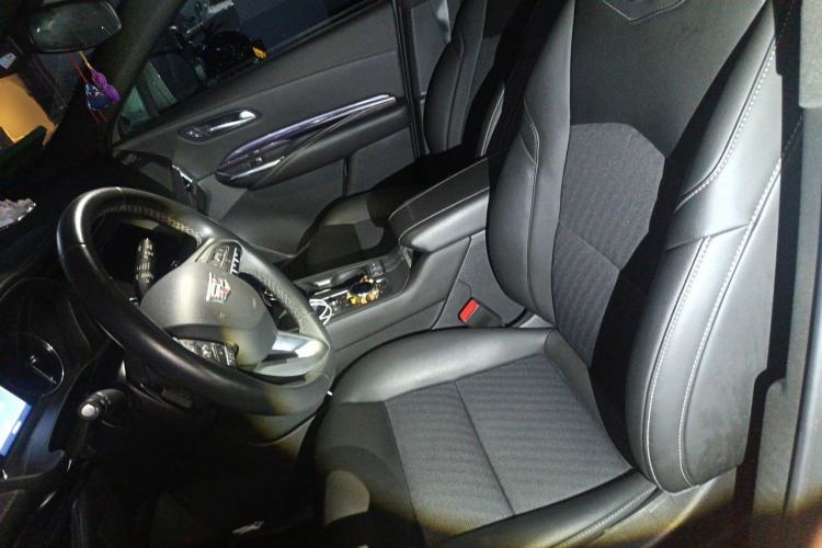 Used Cadillac XT4 2023 28T Two-Wheel Drive Fashion Edition Left Front Seat