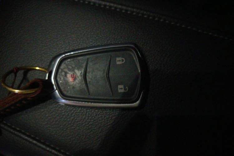 Used Cadillac XT4 2023 28T Two-Wheel Drive Fashion Edition Vehicle Key