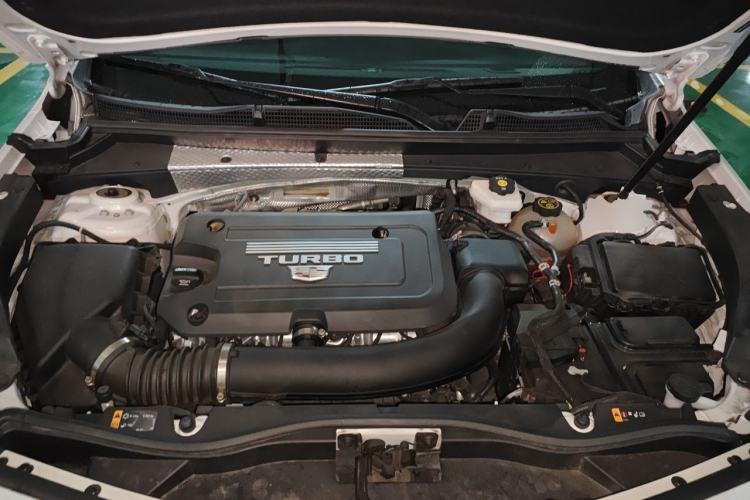 Used Cadillac XT4 2023 28T Two-Wheel Drive Prestige Version Engine Bay