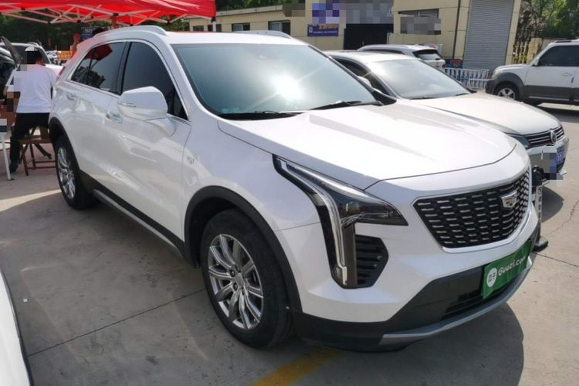 Used Cadillac XT4 2023 28T Two-Wheel-Drive Luxury Version Exterior 1