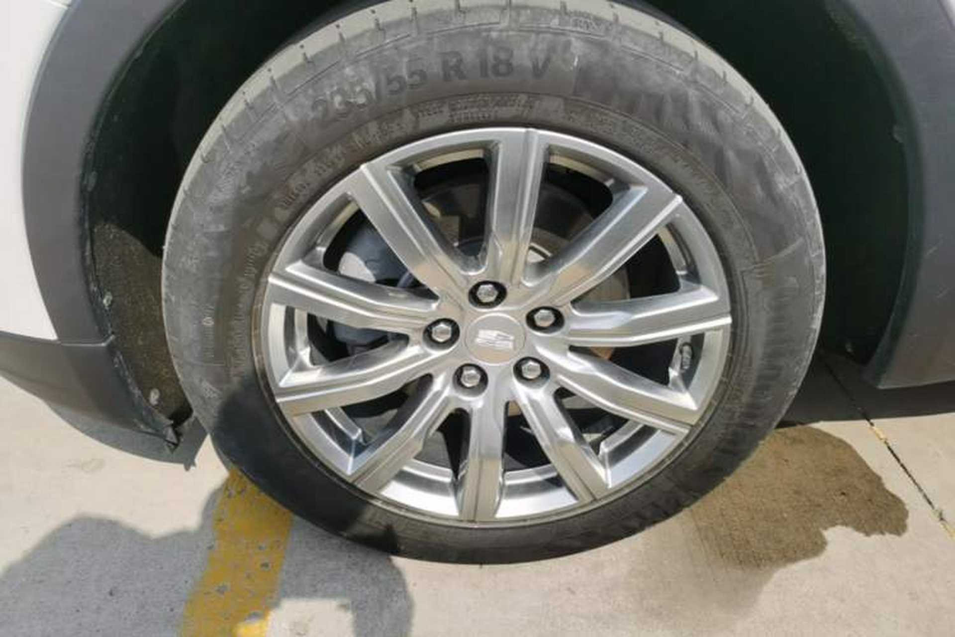 Used Cadillac XT4 2023 28T Two-Wheel-Drive Luxury Version Exterior 4