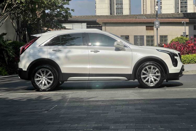 Used Cadillac XT4 2023 28T Two-Wheel Drive Prestige Version Exterior 8