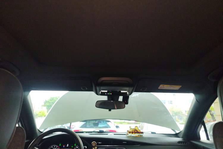 Used Cadillac XT4 2023 28T Two-Wheel Drive Fashion Edition Headliner