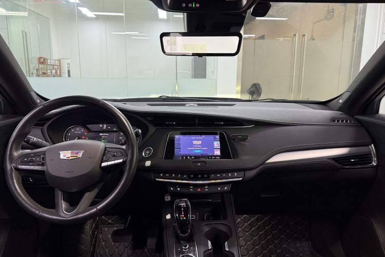 Used Cadillac XT4 2023 28T Two-Wheel Drive Prestige Version Interior 8