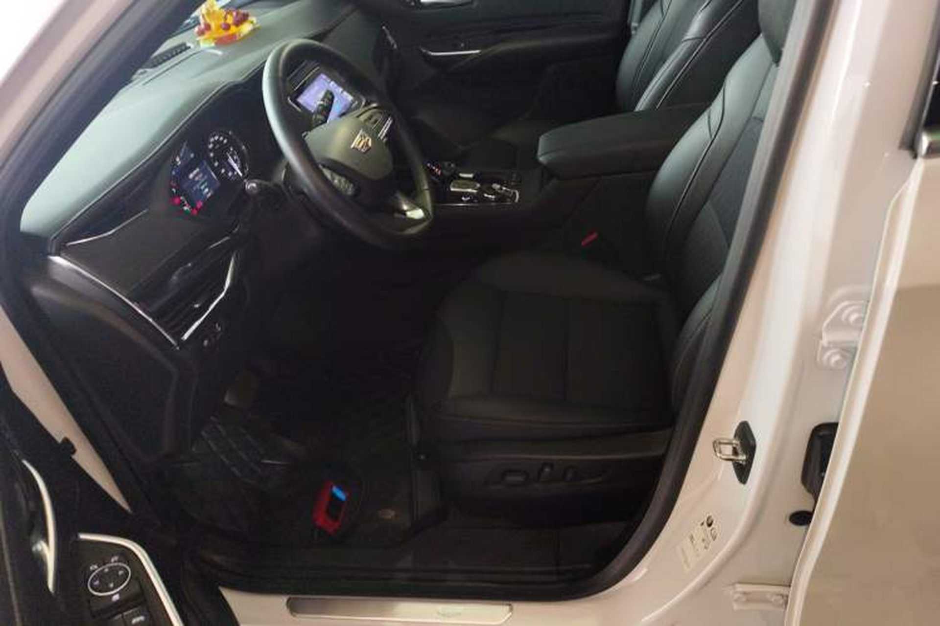 Used Cadillac XT4 2023 28T Two-Wheel Drive Fashion Edition Left Front Seat