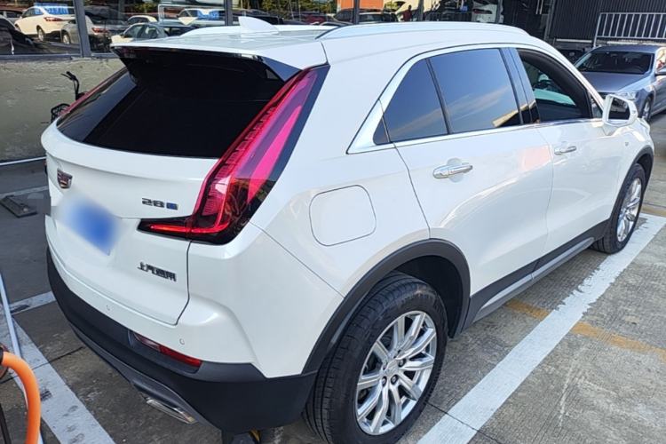 Used Cadillac XT4 2023 28T Two-Wheel-Drive Luxury Version Rear Right 45 Deg