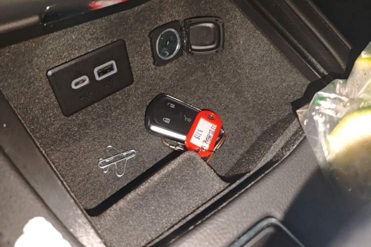 Used Cadillac XT4 2023 28T Two-Wheel Drive Prestige Version Vehicle Key