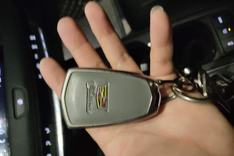 Used Cadillac XT4 2023 28T Two-Wheel-Drive Luxury Version Vehicle Key