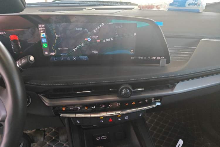 Used Cadillac XT4 2024 28T Two-Wheel-Drive Luxury Version Audio And AC Panel