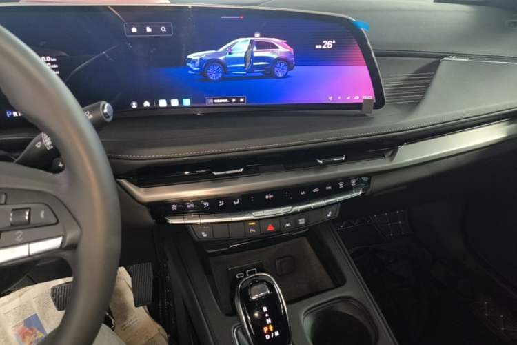 Used Cadillac XT4 2024 28T Two-Wheel-Drive Luxury Version Audio And AC Panel