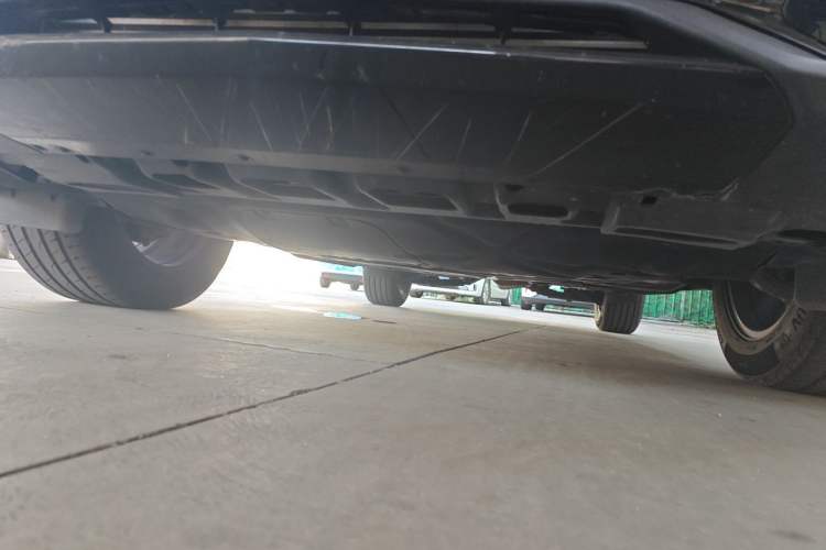 Used Cadillac XT4 2024 28T Two-Wheel-Drive Luxury Version Chassis Front