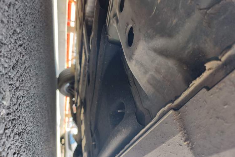 Used Cadillac XT4 2024 28T Two-Wheel-Drive Luxury Version Chassis Front Left