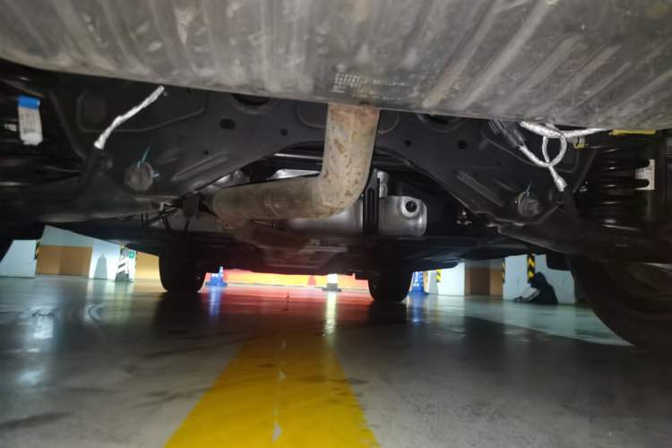 Used Cadillac XT4 2024 28T Two-Wheel-Drive Luxury Version Chassis Rear