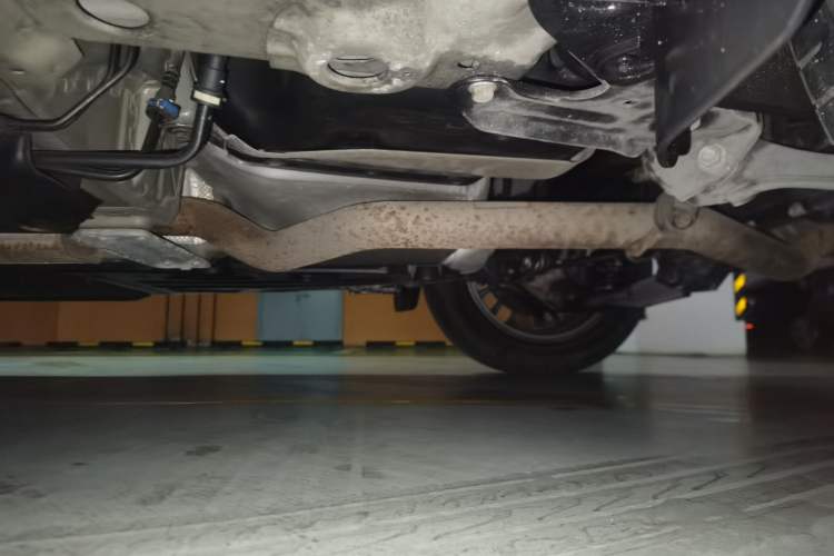 Used Cadillac XT4 2024 28T Two-Wheel-Drive Luxury Version Chassis Rear Left