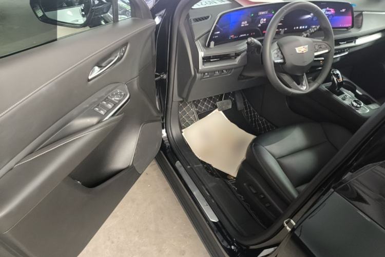 Used Cadillac XT4 2024 28T Two-Wheel-Drive Luxury Version Driver Seat