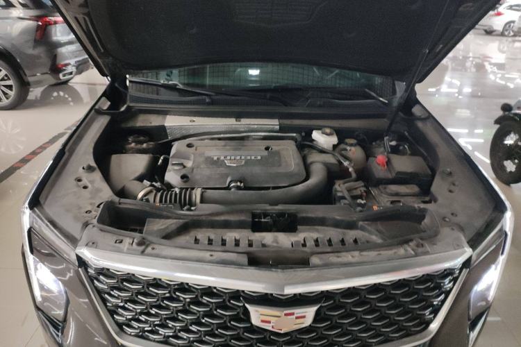Used Cadillac XT4 2024 28T Two-Wheel-Drive Prestige Version Engine Bay