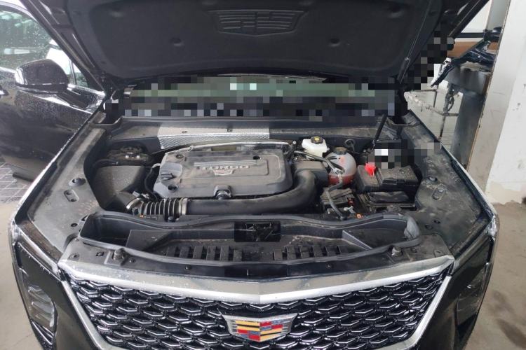 Used Cadillac XT4 2024 28T Two-Wheel-Drive Prestige Version Engine Bay