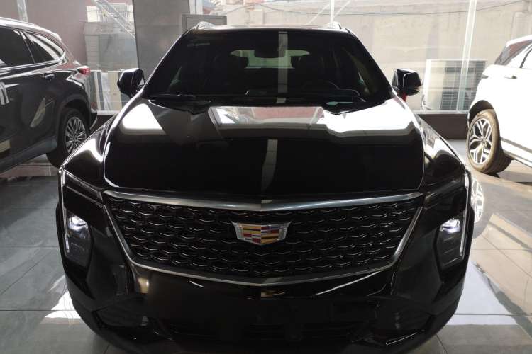 Used Cadillac XT4 2024 28T Two-Wheel-Drive Luxury Version Exterior 1