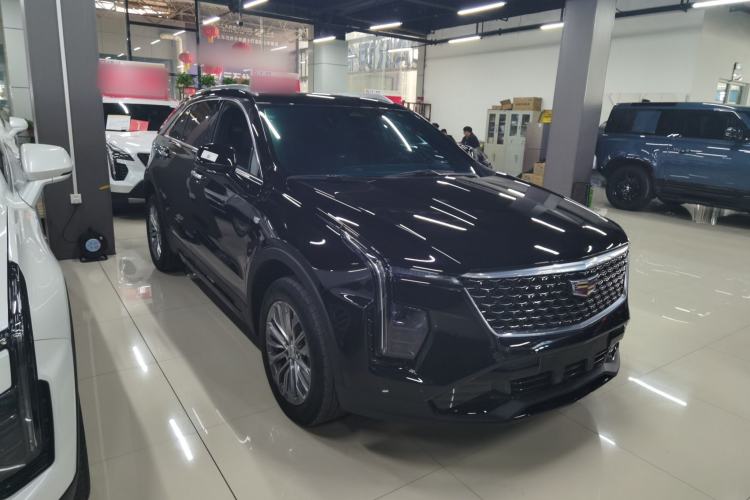 Used Cadillac XT4 2024 28T Two-Wheel-Drive Luxury Version Exterior 2