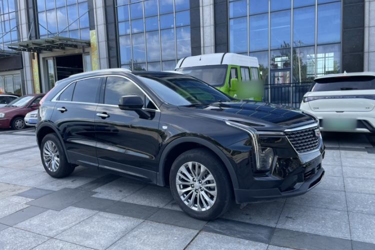 Used Cadillac XT4 2024 28T Two-Wheel-Drive Luxury Version Exterior 2