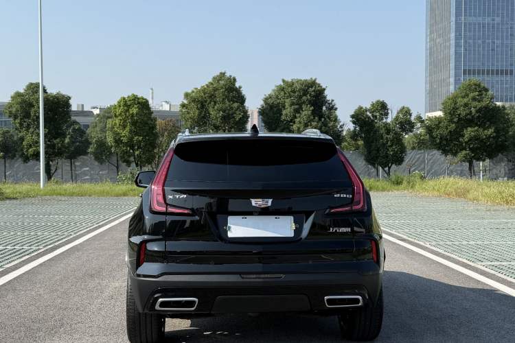 Used Cadillac XT4 2024 28T Two-Wheel-Drive Prestige Version Exterior 2
