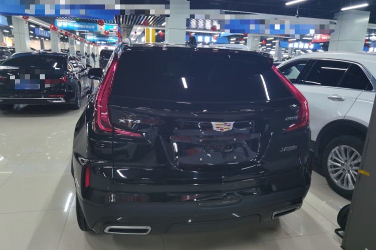 Used Cadillac XT4 2024 28T Two-Wheel-Drive Luxury Version Exterior 4