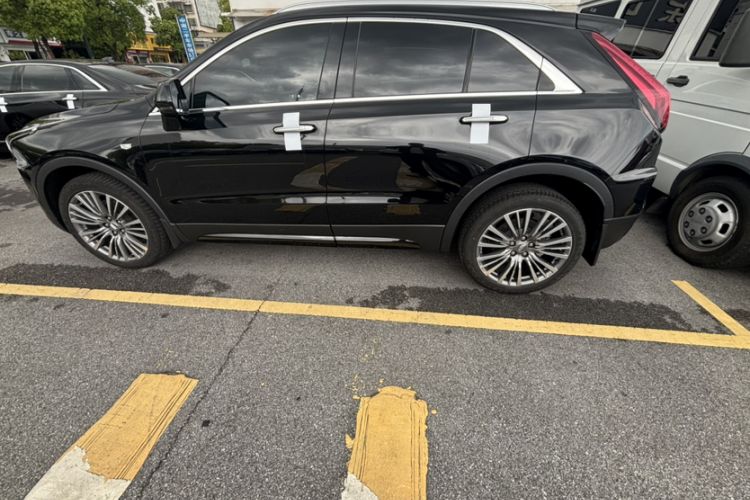 Used Cadillac XT4 2024 28T Two-Wheel-Drive Prestige Version Exterior 4
