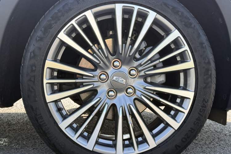 Used Cadillac XT4 2024 28T Two-Wheel-Drive Prestige Version Exterior 7