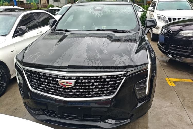 Used Cadillac XT4 2024 28T Two-Wheel-Drive Luxury Version Front