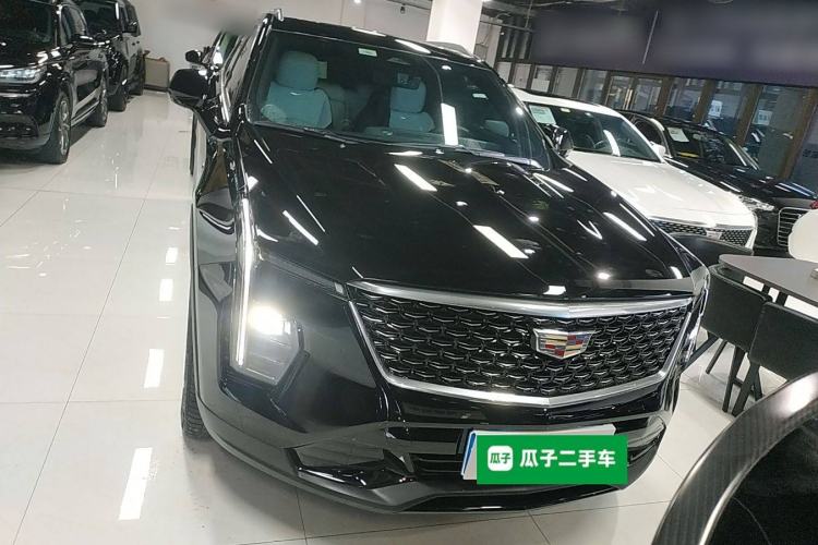 Used Cadillac XT4 2024 28T Two-Wheel-Drive Prestige Version Front