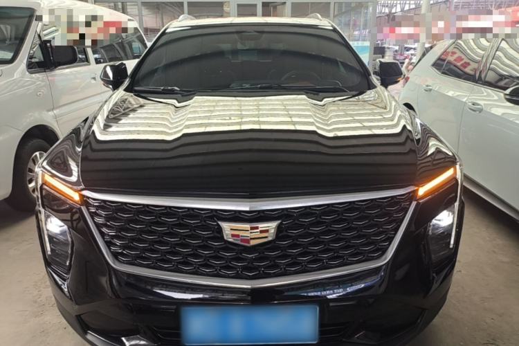 Used Cadillac XT4 2024 28T Two-Wheel-Drive Luxury Version Front